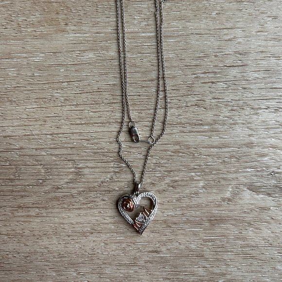 Open Heart Mom Script and Rose Necklace Pendant Gift Mother's Day - Picture 1 of 2